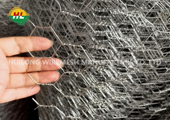 Fabricator Building Galvanized Hexagonal Wire Mesh 24 Gauge